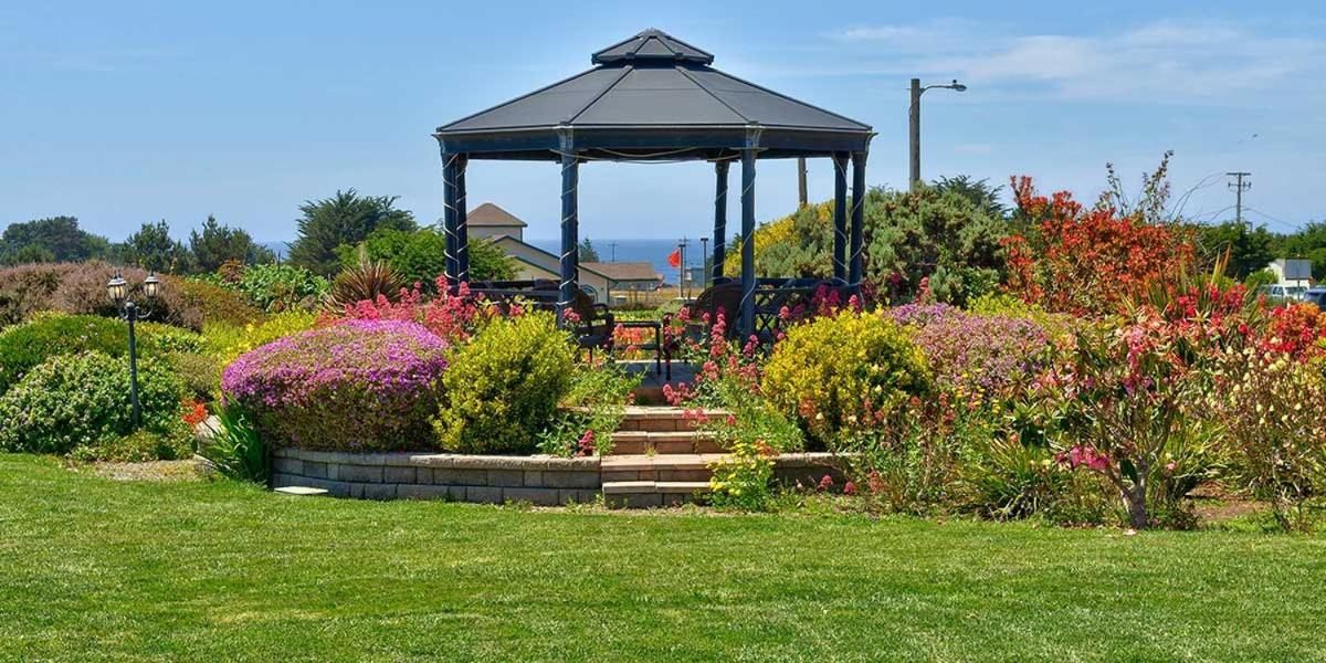 Surf Motel And Gardens Fort Bragg Buitenkant foto